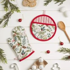 DII® Heritage Holiday Sprigs Oven Mitt & Potholder Set 12 DII® Heritage Holiday Sprigs Oven Mitt & Potholder Set -Michaels Shop D660559S 4